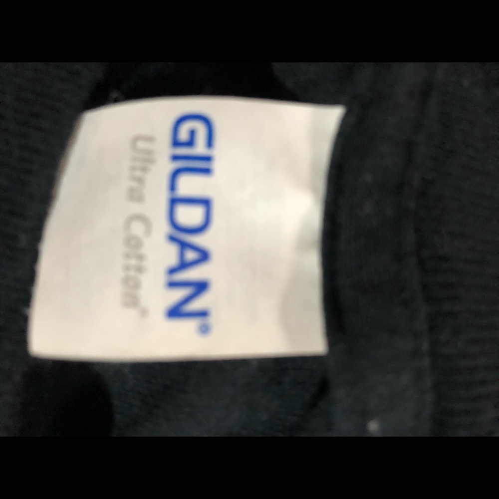 GILDAN TOP WINGS ON BACK EUC - Picture 4 of 4